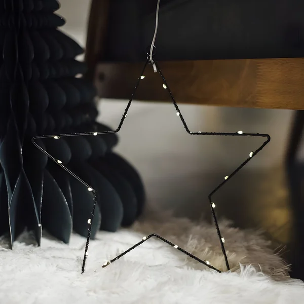 Adorno de estrella con 30 leds